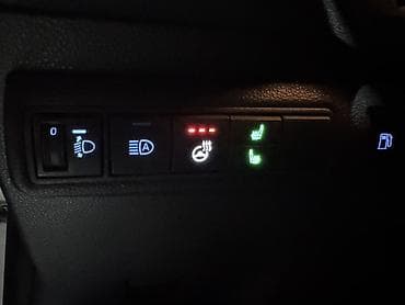 corolla s: Toyota Corolla: 2019 г., 1.8 л, Вариатор, Гибрид, Седан — 3