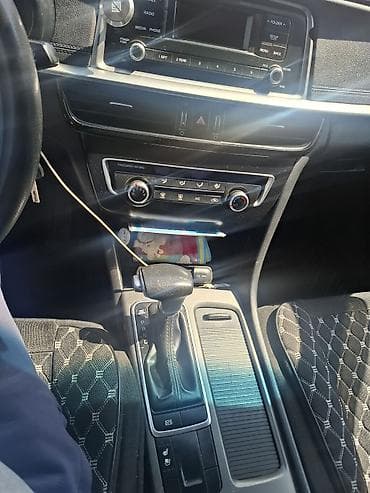 продаю kia: Kia K5: 2019 г., 2 л, Автомат, Газ, Седан — 5