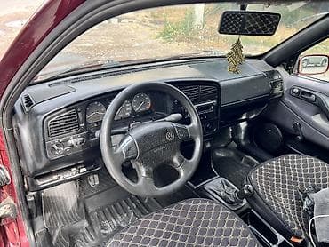 Транспорт: Volkswagen Passat: 1994 г., 1.8 л, Механика, Бензин, Универсал — 7