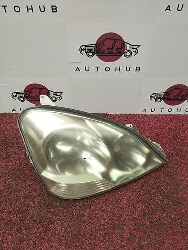 celsior: Фара правая для TOYOTA Celsior (UCF31), модельный год 2001 — 1