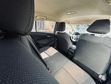 пикап toyota: Toyota Corolla: 2022 г., 1.8 л, Вариатор, Гибрид, Седан — 10