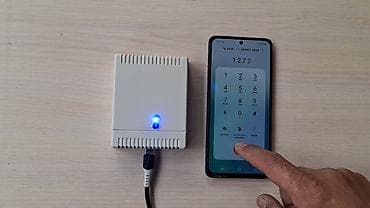 GSM Розетка на 2 реле Управление реле с голосом оператора девушки