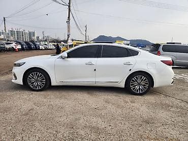 q 7: Kia K7: 2021 г., Бензин, Седан — 7