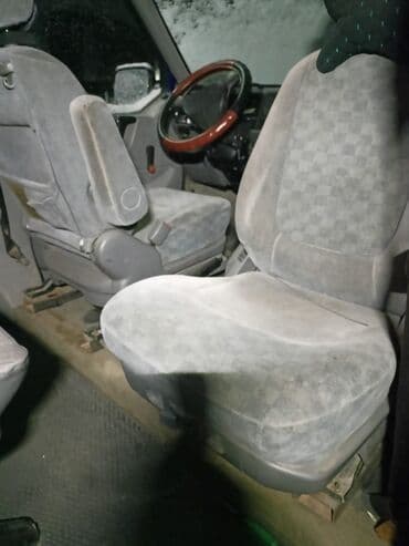 обмен с доплатой: Volkswagen Transporter: 1992 г., 2.4 л, Механика, Дизель, Минивэн — 5