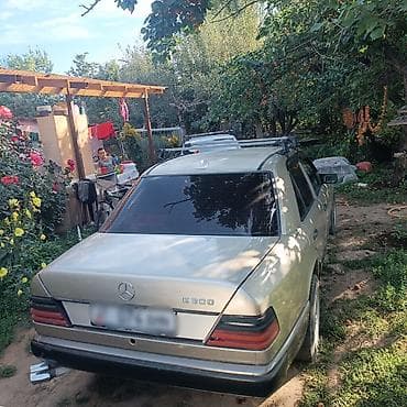 Продажа авто: Mercedes-Benz W124: 1988 г., 3 л, Механика, Дизель, Седан — 4