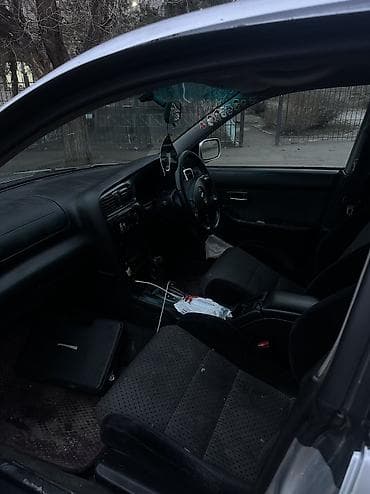 buick roadmaster: Subaru Legacy: 2001 г., 2.5 л, Автомат, Бензин, Седан — 5
