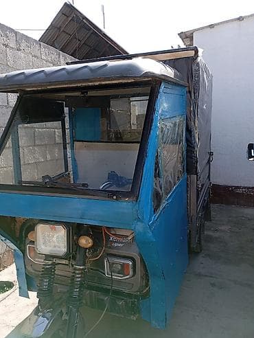 письменный стол советский: Срочно сатам 3 скорость 
80000 — 1