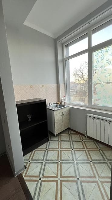 комната студия: Студия с кухонной зоной - Планировка: вытянутая комната с выходом в — 4