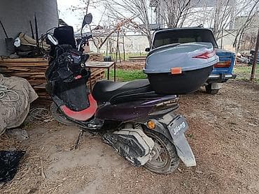 Скутерлер: Макси-скутер 125 куб. см, Бензин, Колдонулган — 3