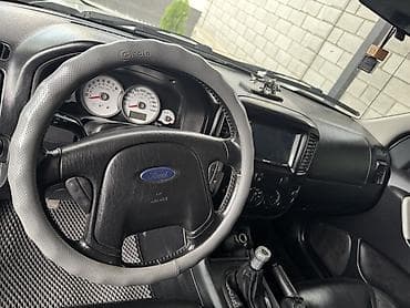 Ford Maverick: 2004 г., 2.3 л, Механика, Бензин, Кроссовер