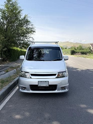 Honda Stepwgn: 2003 г., 2 л, Автомат, Бензин, Минивэн
