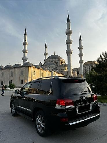 Lexus LX: 2013 г., 5.7 л, Автомат, Бензин, Внедорожник — 1