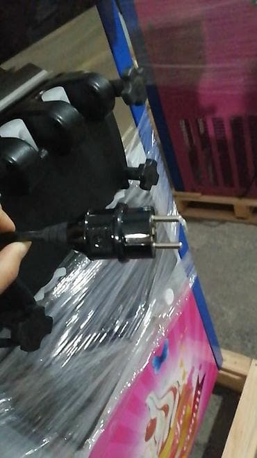 кел кел: Профессиональный аппарат для мягкого мороженого (напольный) - Три — 4