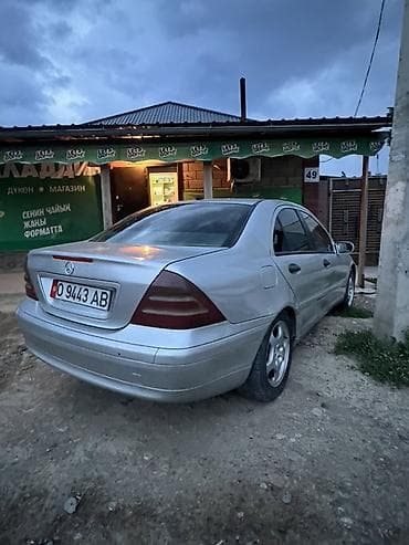 210 mers: Mercedes-Benz C-Class: 2001 г., 2 л, Автомат, Газ, Седан — 1