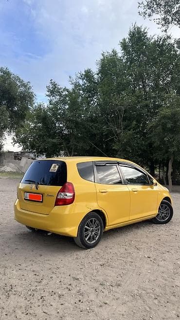Продажа авто: Honda Fit: 2005 г., 1.3 л, Механика, Бензин, Хэтчбэк — 2