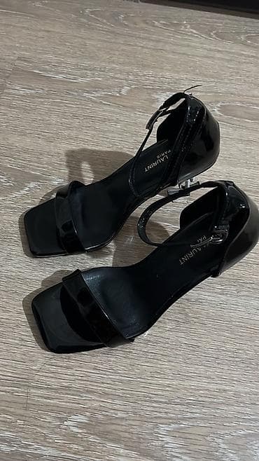 Личные вещи: Босоножки, 35.5, Yves Saint Laurent, Новый, цвет - Черный, Самовывоз, Платная доставка — 4