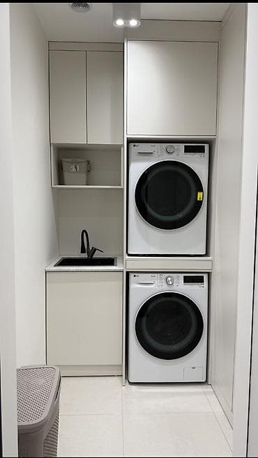 3 комнаты, 122 м², Индивидуалка, 9 этаж — 9