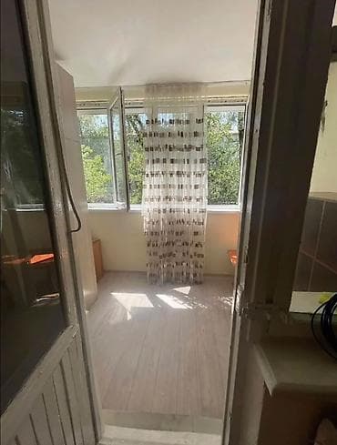 Квартиры: 1 комната, 32 м², 3 мкр 104 серия, 2 этаж — 5