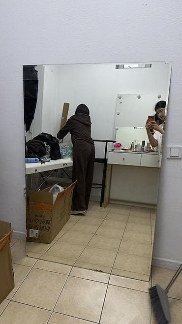 зеркало в полный рост настенное: Настенное зеркало большого формата без рамы. Сзади есть крепление для — 1