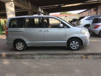 lexus 450d: Toyota Noah: 2003 г., 2 л, Автомат, Бензин, Минивэн — 8