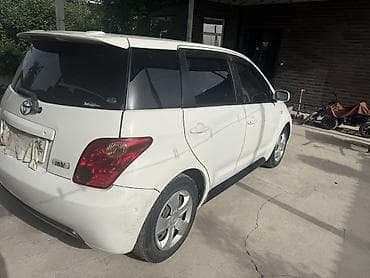 каропка мтз80: Toyota Ist: 2003 г., 1.5 л, Автомат, Бензин, Хэтчбэк — 4