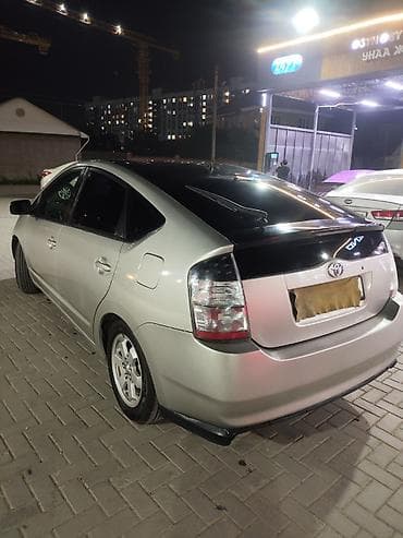 prius: Toyota Prius: 2005 г., 1.5 л, Вариатор, Гибрид, Лифтбек — 5