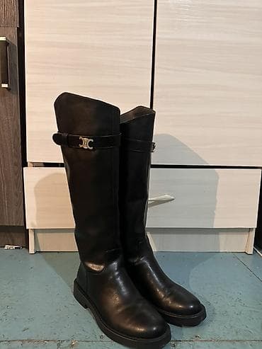 обувь женские бу: Сапоги, 39.5, Celine, Б/у, цвет - Черный, Бесплатная доставка, Платная доставка — 3