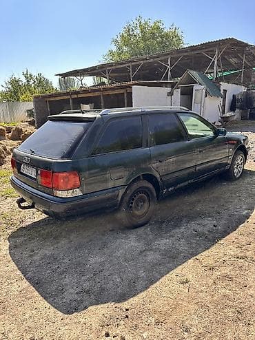 Audi: Audi A4: 1992 г., 2.3 л, Механика, Газ — 2