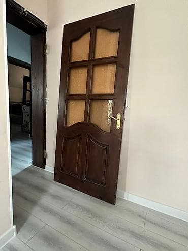 Металлические сейфовые двери: Межкомнатные двери. Чистое дерево- сосна. Общее количество 12 штук — 1