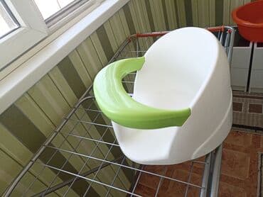 детские игрушки для новорожденных: Продаю сидушка новорожденного ребенка удобна умываться снизу липучка — 3