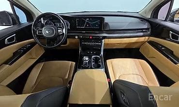 kia karnaval: Kia Carnival: 2020 г., Минивэн — 4