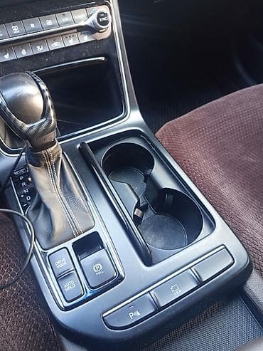 авто купит: Автомобиль — интерьер и приборная панель бизнес‑класса. Основные — 6