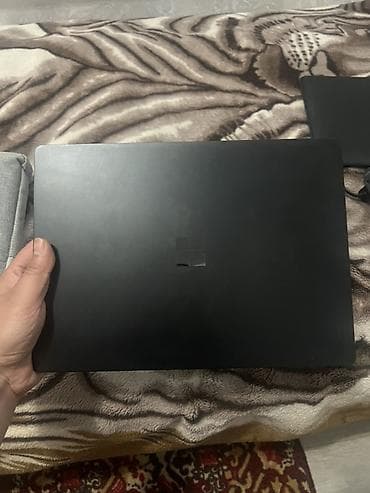 Ноутбуки Microsoft: Microsoft Surface Laptop 2 — тонкий и лёгкий ноутбук в чёрном корпусе — 4