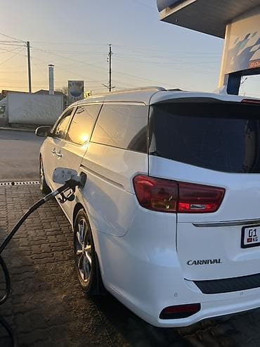 mitsubishi space gir: Kia Carnival: 2018 г., 2.2 л, Автомат, Бензин, Минивэн — 4