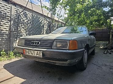 ауди газ: Audi 100: 1984 г., 1.8 л, Механика, Бензин, Седан — 3