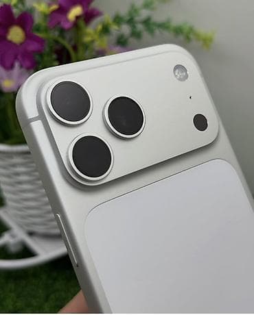 pixel 9a: Срочно Срочно Смартфон с большим дисплеем и модулем камер в стиле — 2