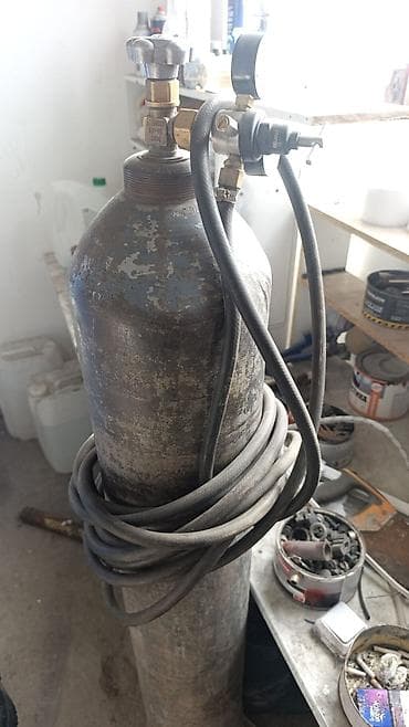 Бакча эмереги: Баллон со сжатым газом и шлангами - Металлический газовый баллон — 1