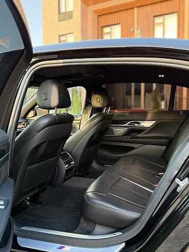 x5 2018: BMW 7 series: 2018 г., 3 л, Автомат, Бензин, Седан — 5