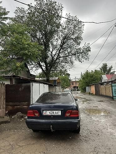 пенообразователь для мойки: Mercedes-Benz E-Class: 1995 г., 2.3 л, Механика, Бензин, Седан — 3