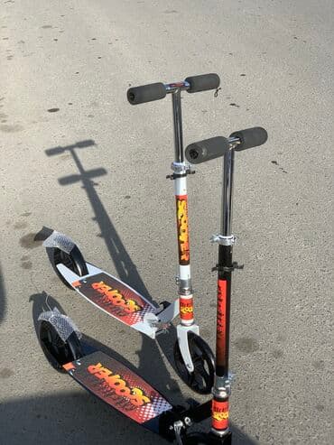 одежды для новорожденных: Двухколесные самокаты с большим размером колёса 200мм. На возраст от — 1