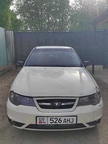 e50 amg: Daewoo Nexia: 2010 г., Бензин, Седан — 1