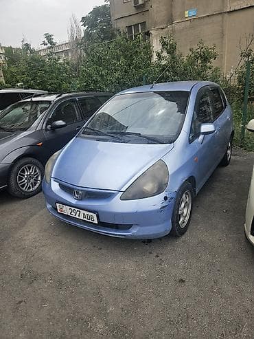 Продажа авто: Honda Fit: 2003 г., Автомат, Хэтчбэк — 3