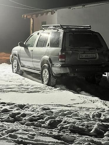 бампер на ниссан патролл: Nissan Pathfinder: 2001 г., 3.5 л, Автомат, Газ, Внедорожник — 5