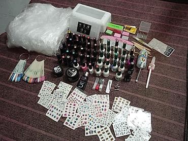 Полный набор для маникюра и дизайна ногтей Состав: - LED/UV лампа SUN — 3