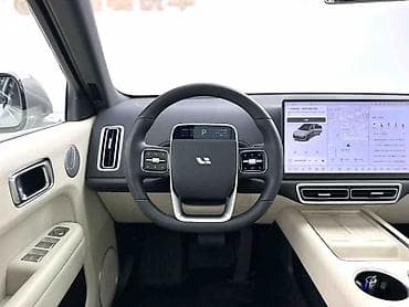 byd e2 2023: Lixiang L7: 2024 г., 1.5 л, Электромобиль, Кроссовер — 2