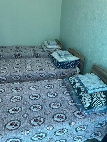 снять в аренду комнату в общежитии: 30 кв. м, Эмереги менен — 4