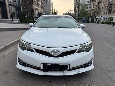 step 2: Toyota Camry: 2012 г., 2.5 л, Седан — 3