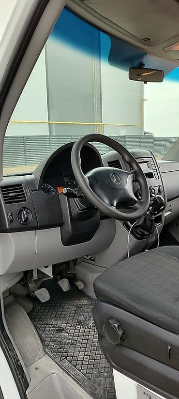 спринтер 2018 года: Легкий грузовик, Mercedes-Benz, Новый — 8