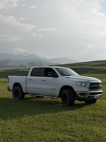 Продажа авто: Dodge Ram 1500: 2018 г., 5.7 л, Автомат, Бензин, Пикап — 3