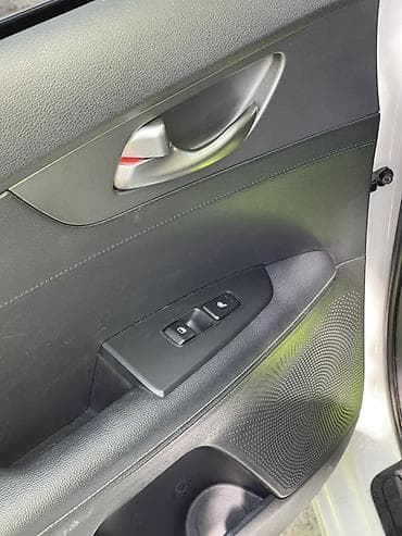 changan deepal: Kia K3: 2021 г., 1.6 л, Вариатор, Бензин, Седан — 7
